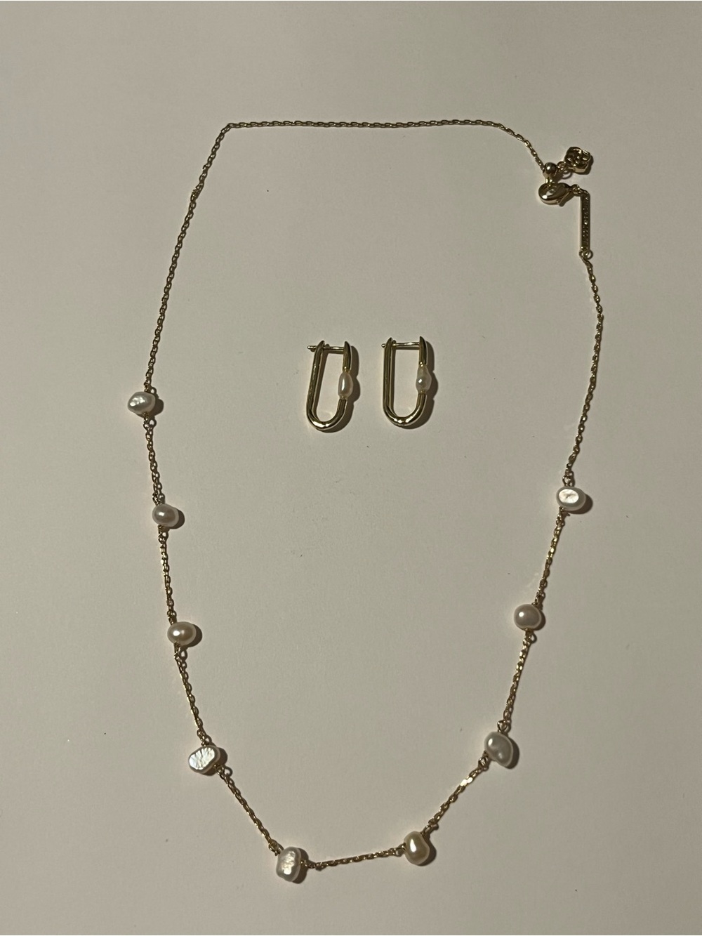 Kendra Scott Gold Station Necklace with White Pearls and Matching Hoop Earrings